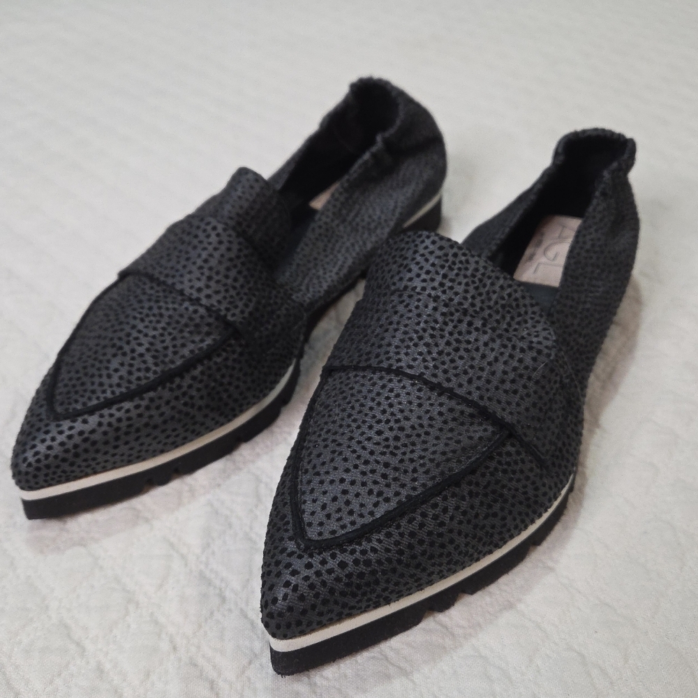 AGL Loafers Micro Pointed Toe Flats Grey Black Polka Dots Size 36 EUR 6 US